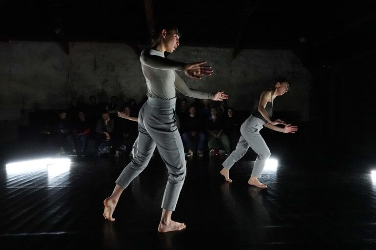 Deux danseuses